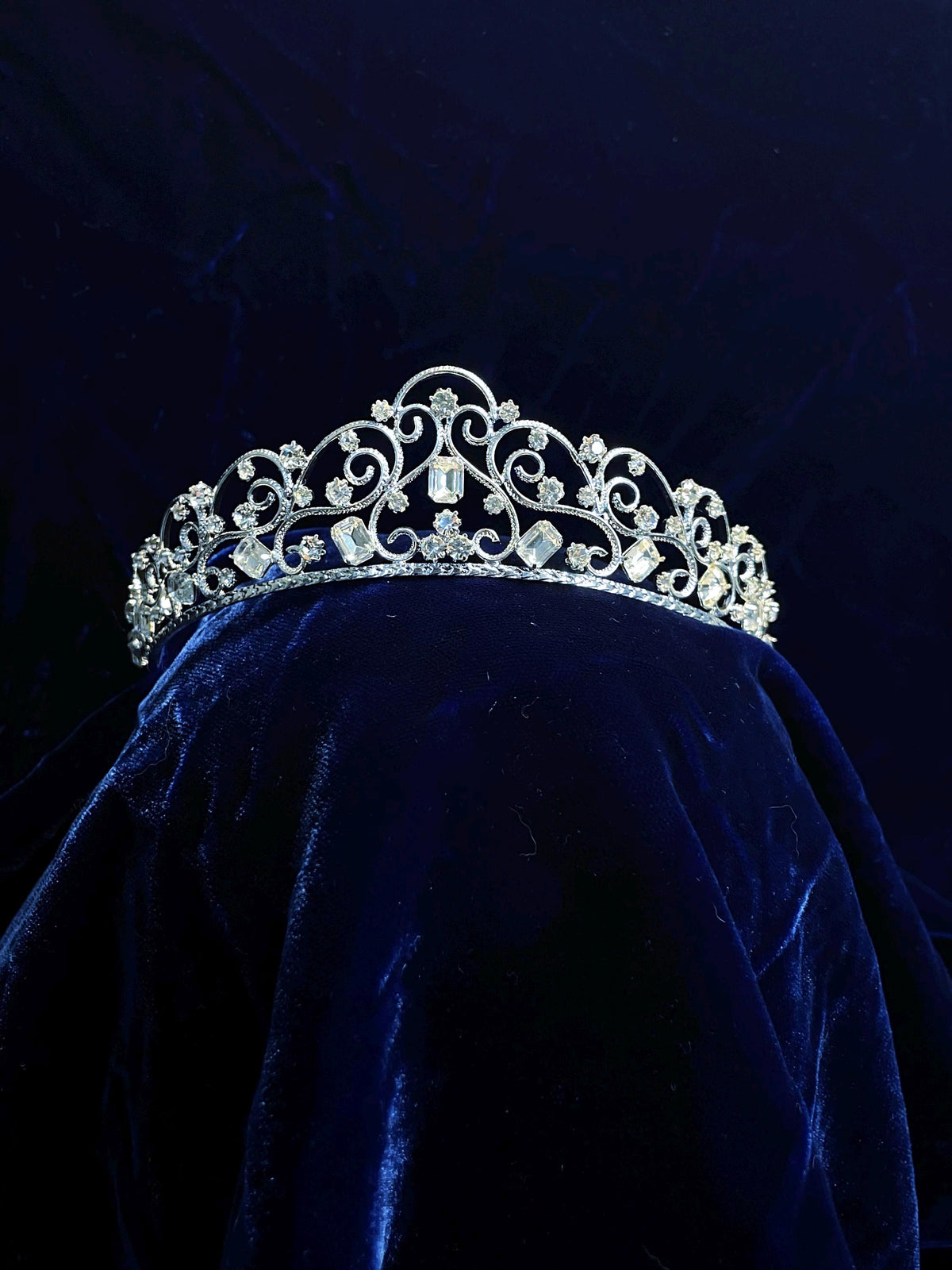 Regal bridal tiara, crystal rhinestone and pearl floral design tiara