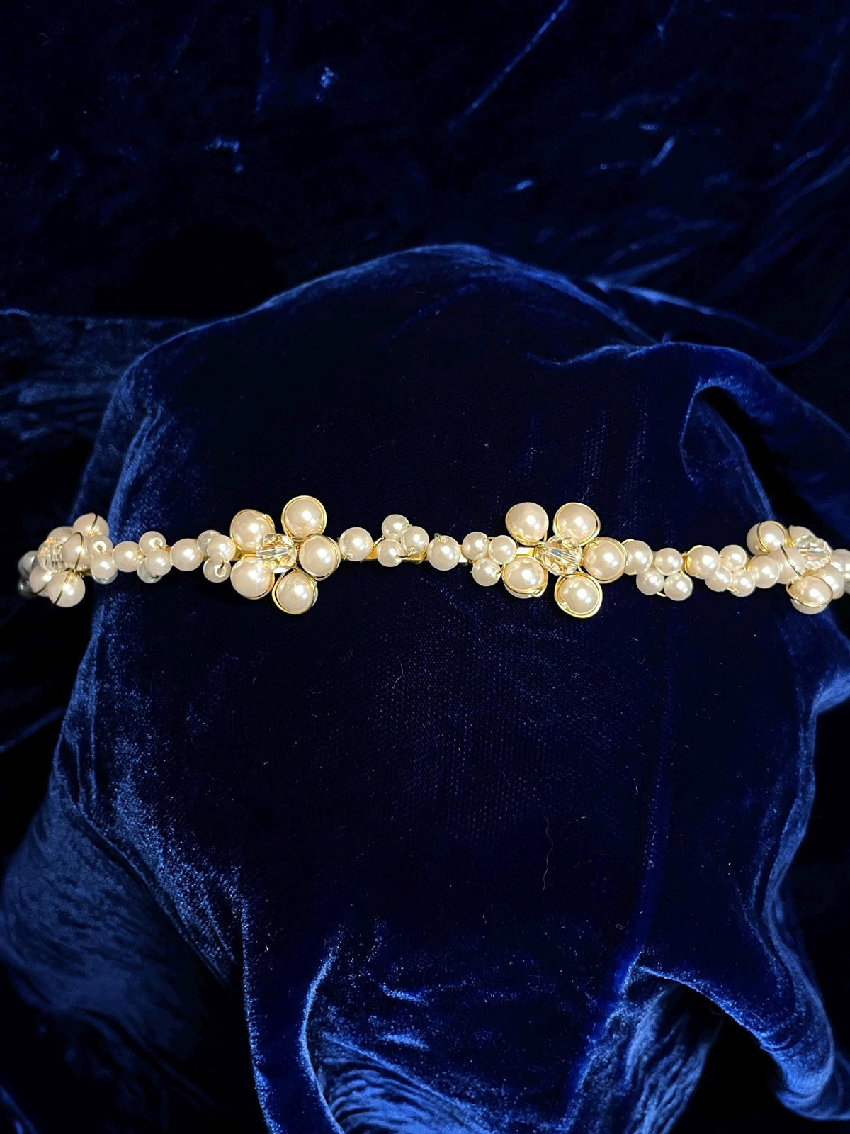 Dainty rhinestone and pearl bridal tiara - daisy design