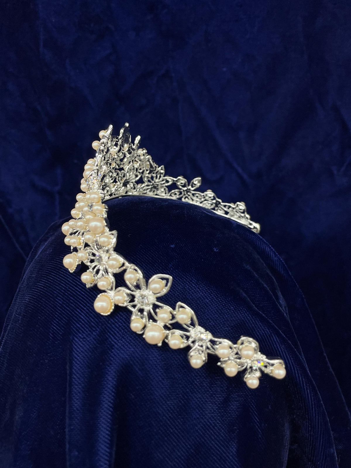 Rhinestone Pearl Flower Tiara, Bridal Quinceañera Formal Occasion Headpiece